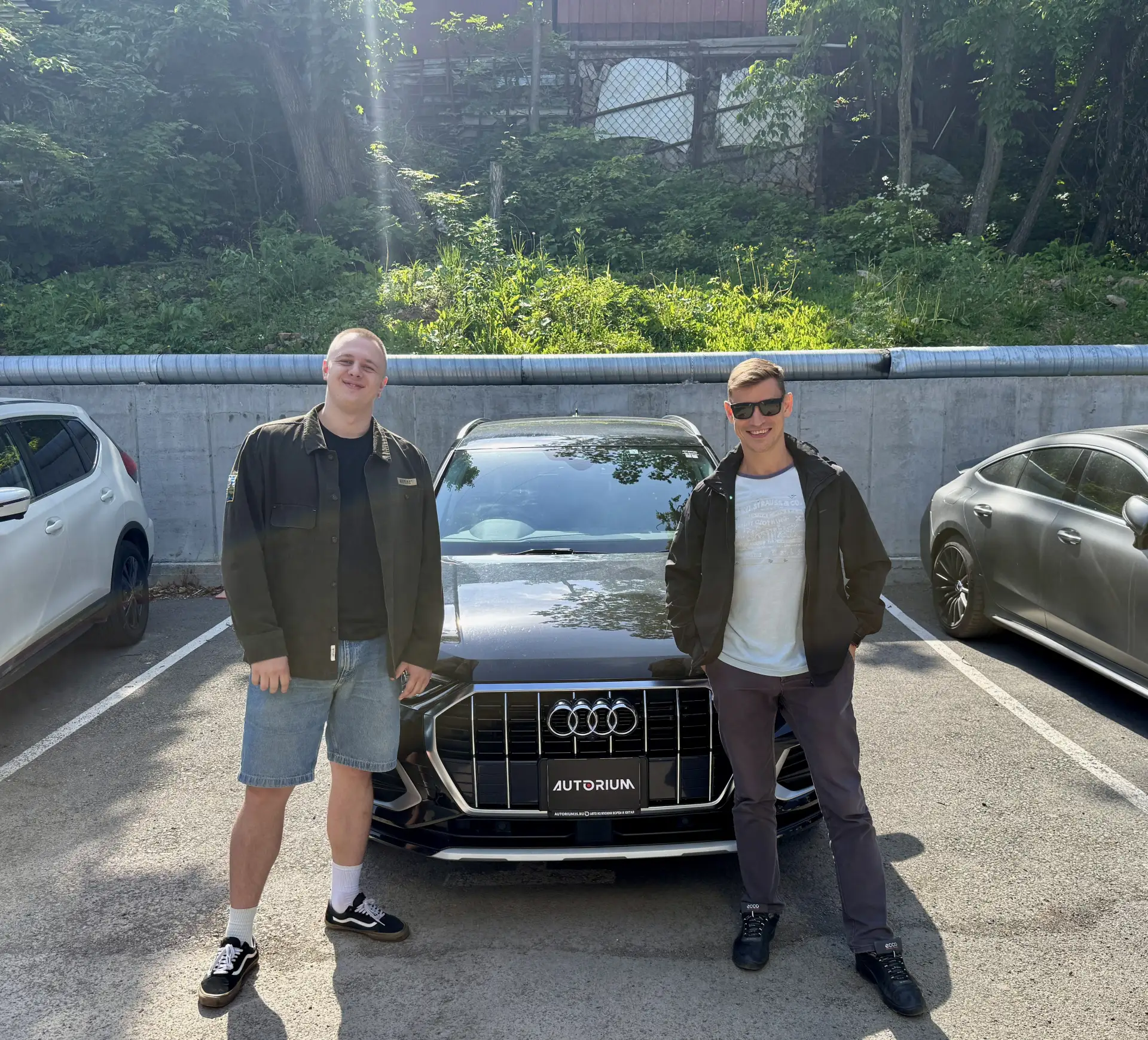 Передали долгожданные автомобили нашим клиентам лично в руки🤝