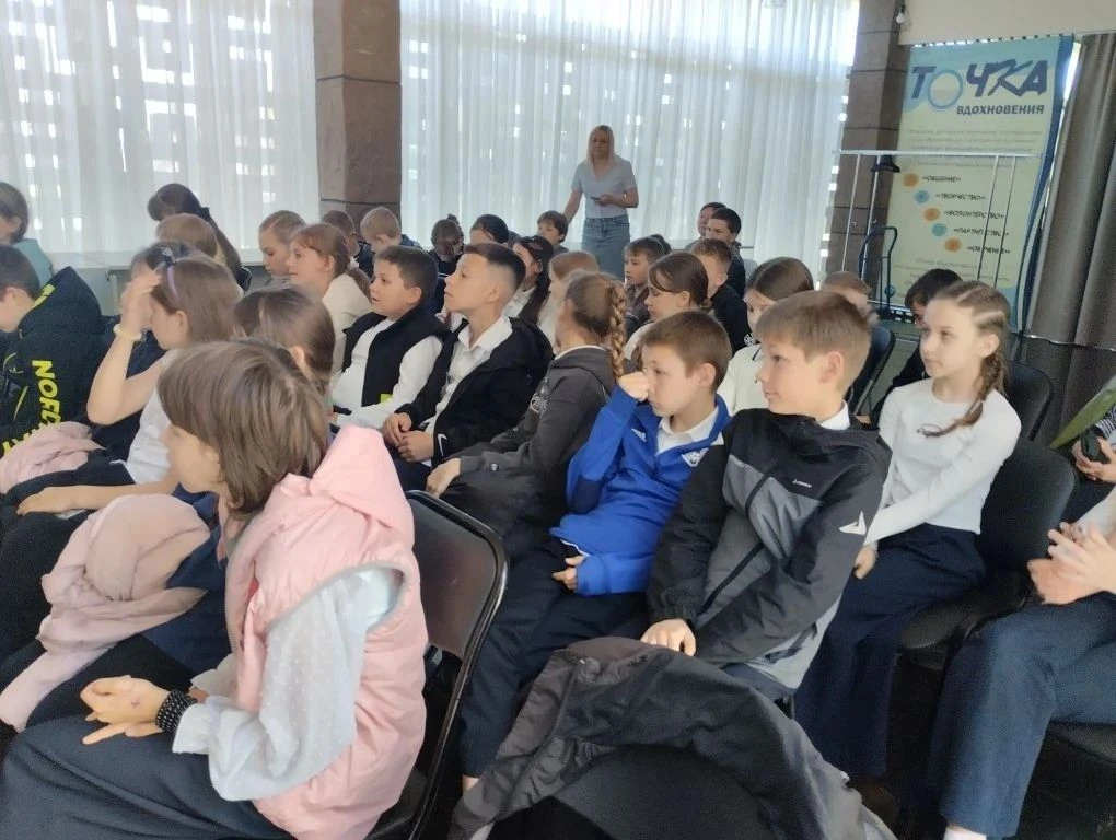 Четвероклассники лицея №22 осваивают кибербезопасность в КДЦ "Аэлита"!  Сегодня для учащихся 4Г клас