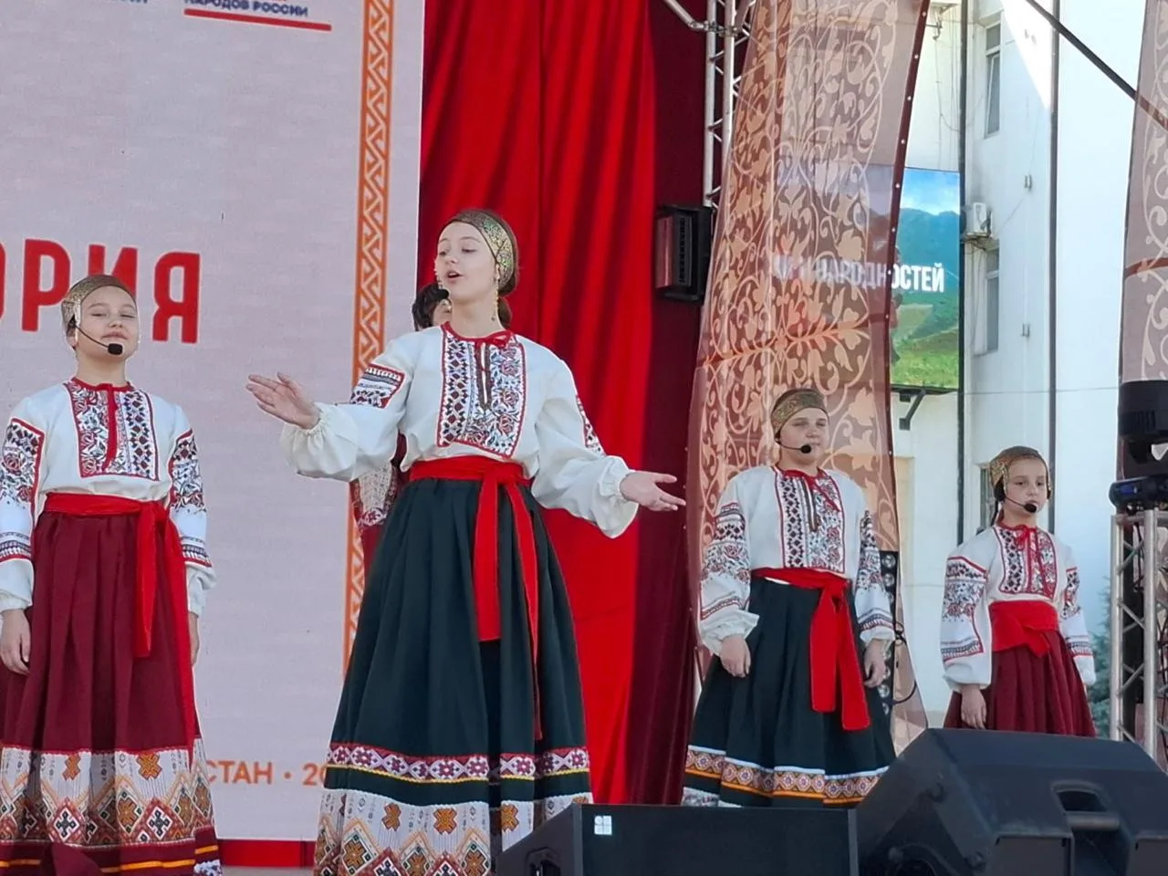 ♦️ Ансамбль русской песни «Калинка» стал участником масштабного праздника — Международного фестиваля