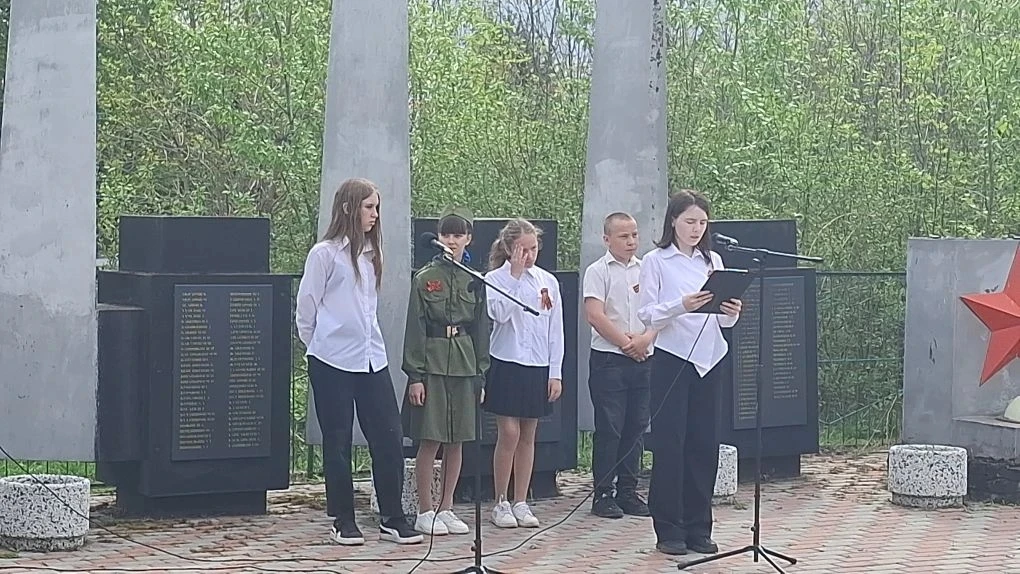 Сегодня, 9 мая, в селе Новогандичёво прошёл митинг на территории памятника, посвящённый...