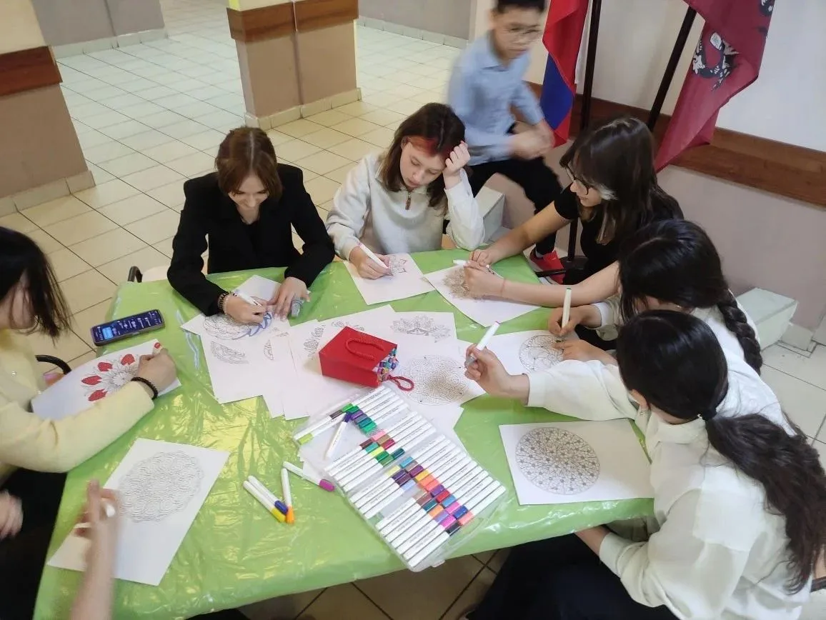 🧠 Неделя ментального здоровья: забота о себе и других!  На прошлой неделе в нашей школе прошла темат