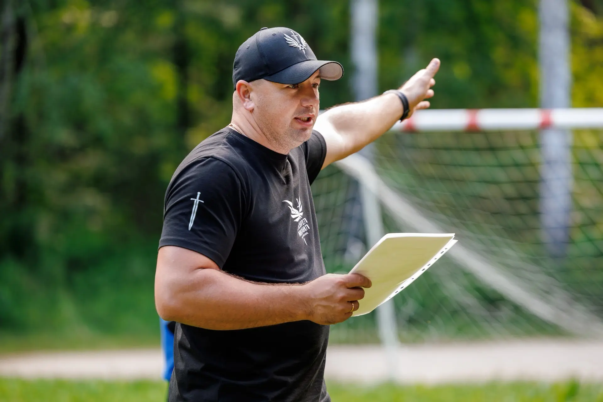 🌲Природа, новые знакомства и желание быть полезным людям — именно так началась «Школа волонтёров: г