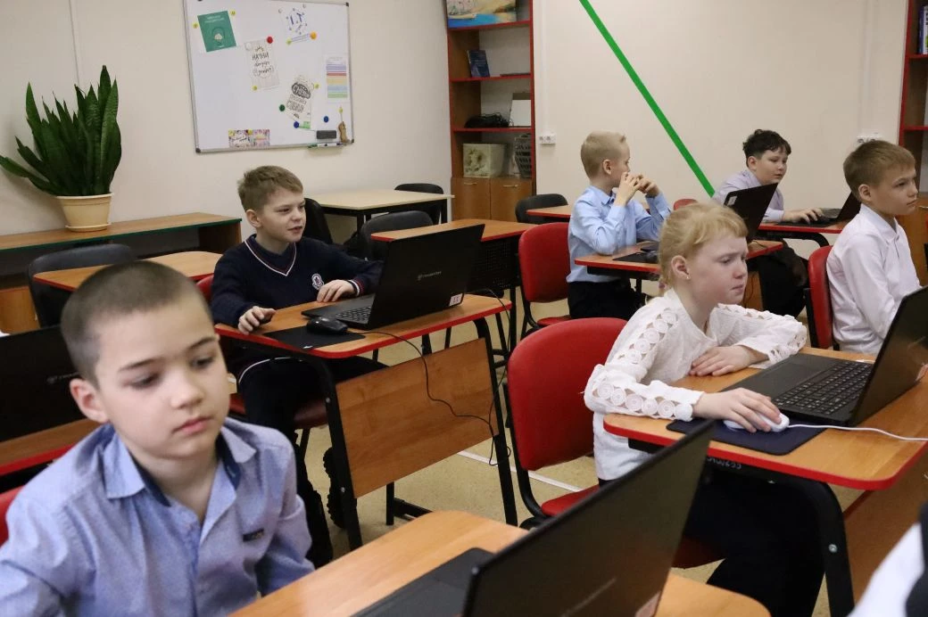 ФЕСТИВАЛЬ ИДЕЙ И ВОЗМОЖНОСТЕЙ! Сегодня в лицее стартовал традиционный Фестиваль идей и возможностей.