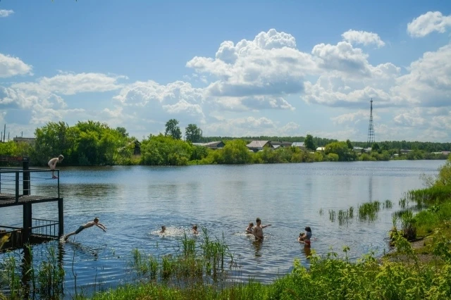 Свердловская полиция будет ловить детей, которые купаются без родителей