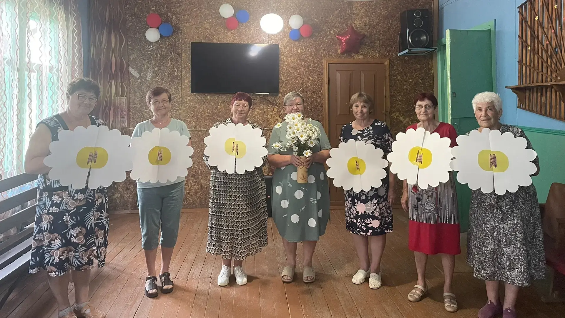 🌼8 июля в библиотеке села Лукьяновки прошло мероприятие,,Ромашка счастья’’.

🌼Для присутствующих б