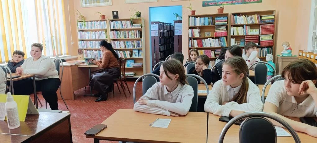 25 сентября в Доме культуры «Петровский» провели музыкальную гостиную «Симфония жизни Ш...