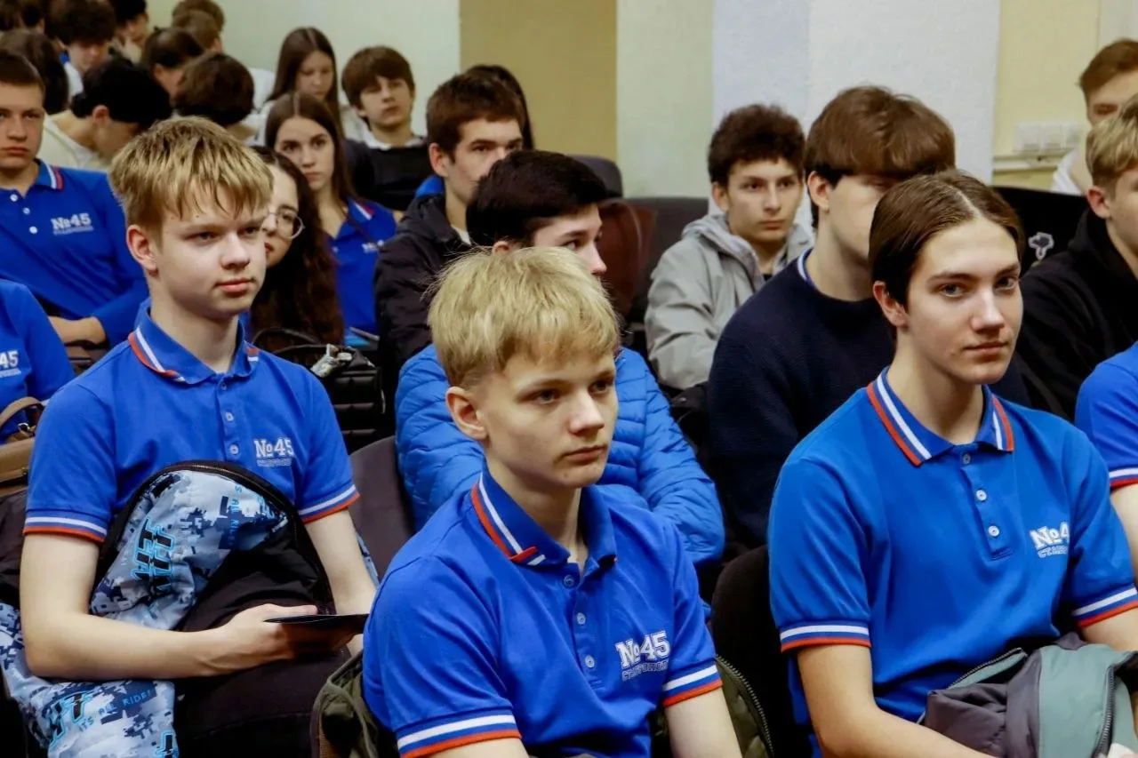 Сделай шаг навстречу своему завтра 🔥  🏫20 марта 2026 года филиал распахнул двери для будущих абитури