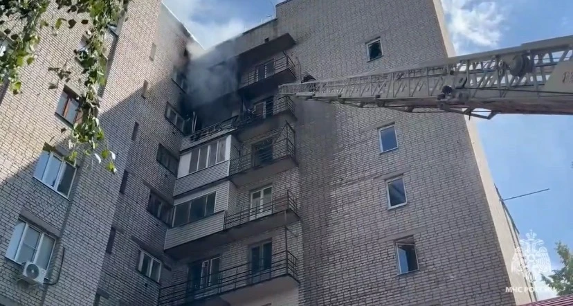 Человек погиб на пожаре на улице Бирюзова в Рязани