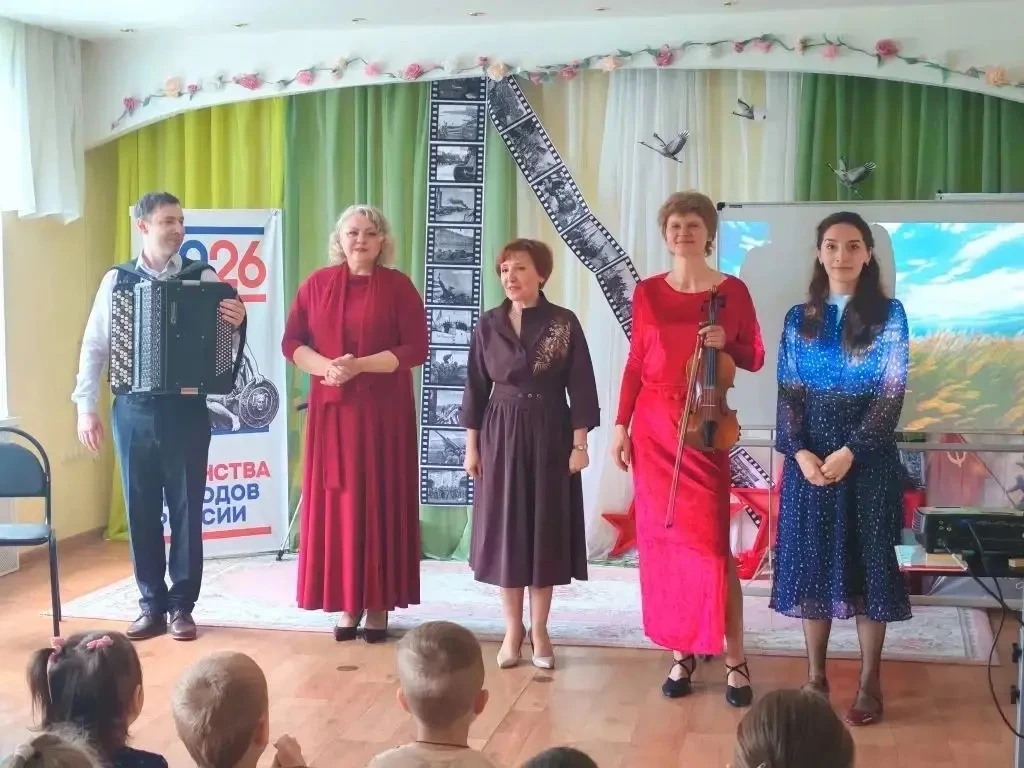 🎶 Репетиции, гастроли, большие сцены, громкие проекты — привычный ритм филармонической...