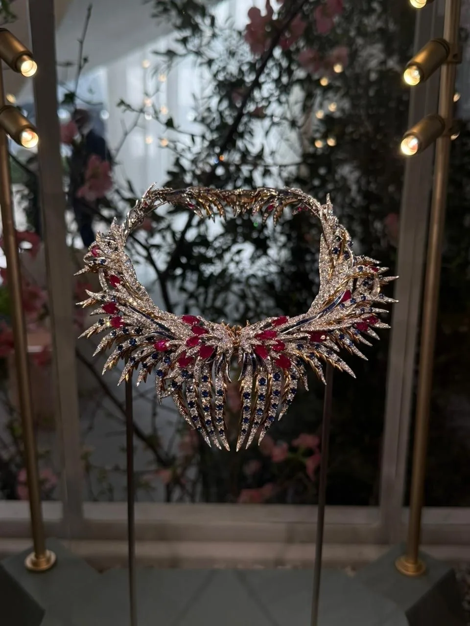 И то самое высокое ювелирное искусство Tiffany & Co, которое показали в Нью-Йорке.