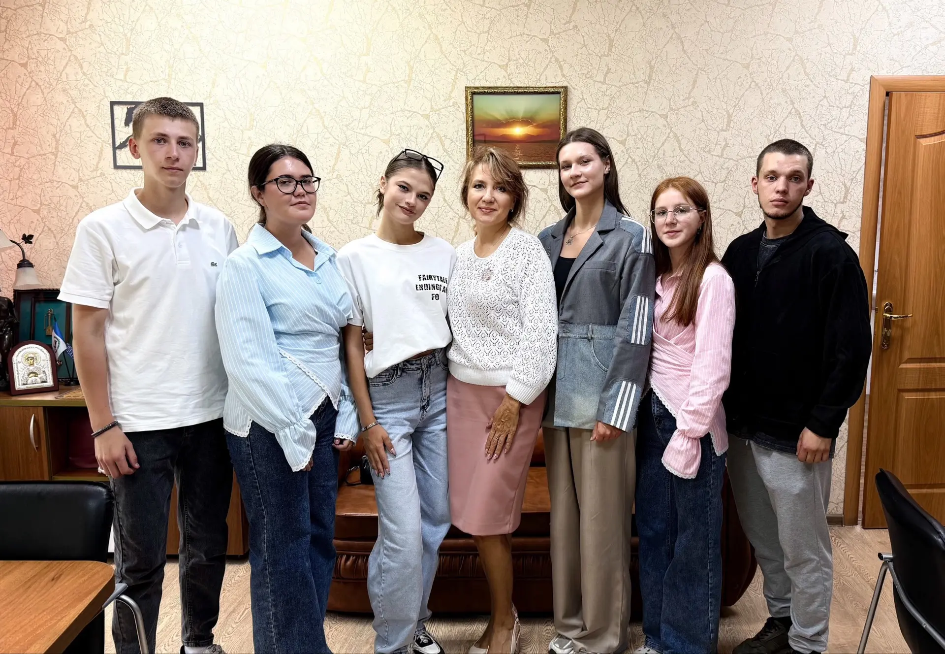 Сегодня к нам в школу пришли выпускники МВД-класса прошлого 2025 года, которые закончил...