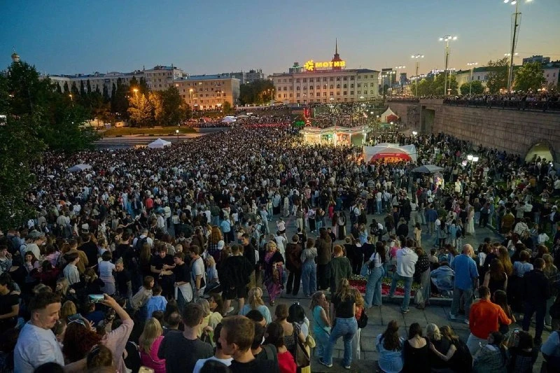 Уральцы раскритиковали организацию музыкального фестиваля «Ночь музыки». Он прошёл в ночь с 19 на 20