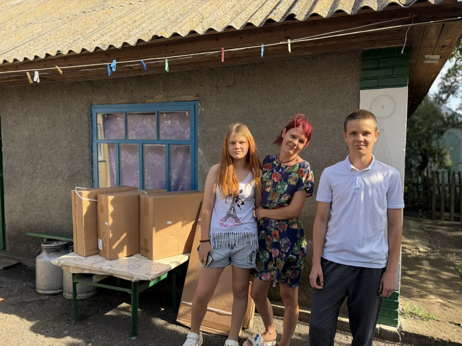 Многодетная семья из Прохоровки получила помощь от тазовчан
⁣
Продолжаем поддерживать жителей подшеф