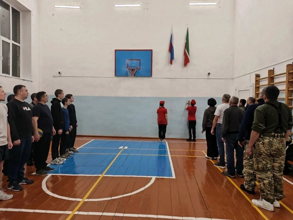 21 февраля, в преддверии Дня защитника Отечества, в школе по уже сложившейся доброй тра...