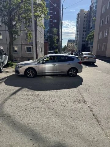 🚨 В Южно-Сахалинске ищут водителя, который скрылся после ДТП с Subaru Impreza