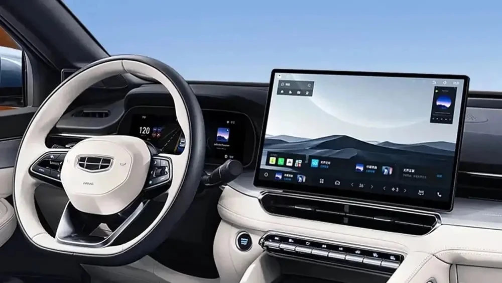 Седан Geely Preface i-HEV с традиционной гибридной силовой установкой вышел на рынок Китая. Диапазон