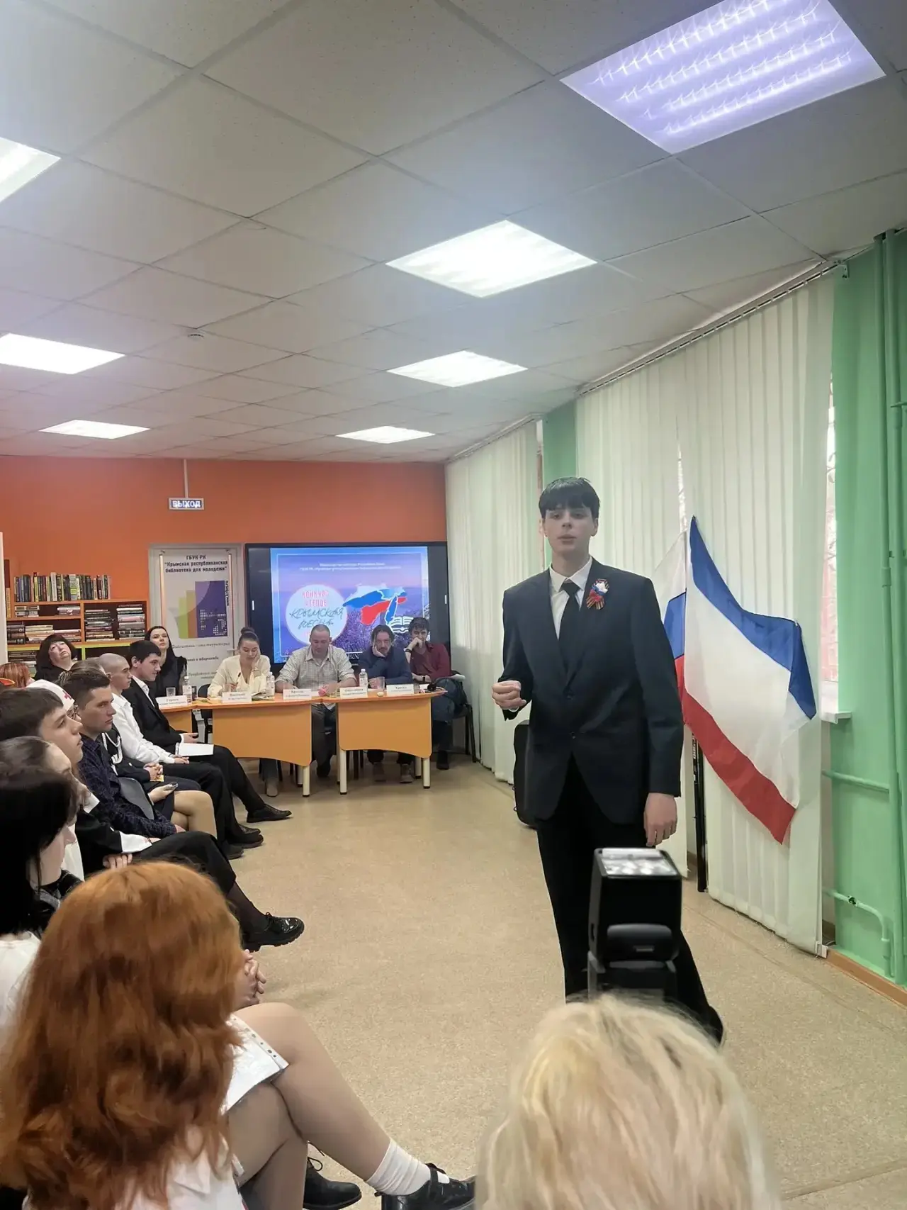 Конкурс чтецов «Крымская весна»🇷🇺  📌Обучающиеся МБОУ «Школа-гимназия, детский сад № 25» приняли акти