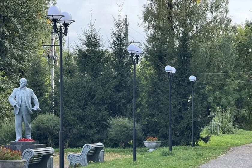 В Бабаеве завершили благоустройство площади Революции