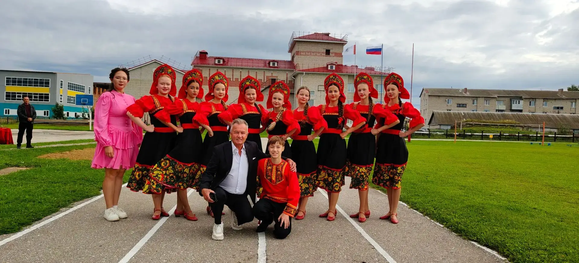 Сегодня в селе Виловатово, на стадионе открытие Регионального этапа Всероссийского мара...