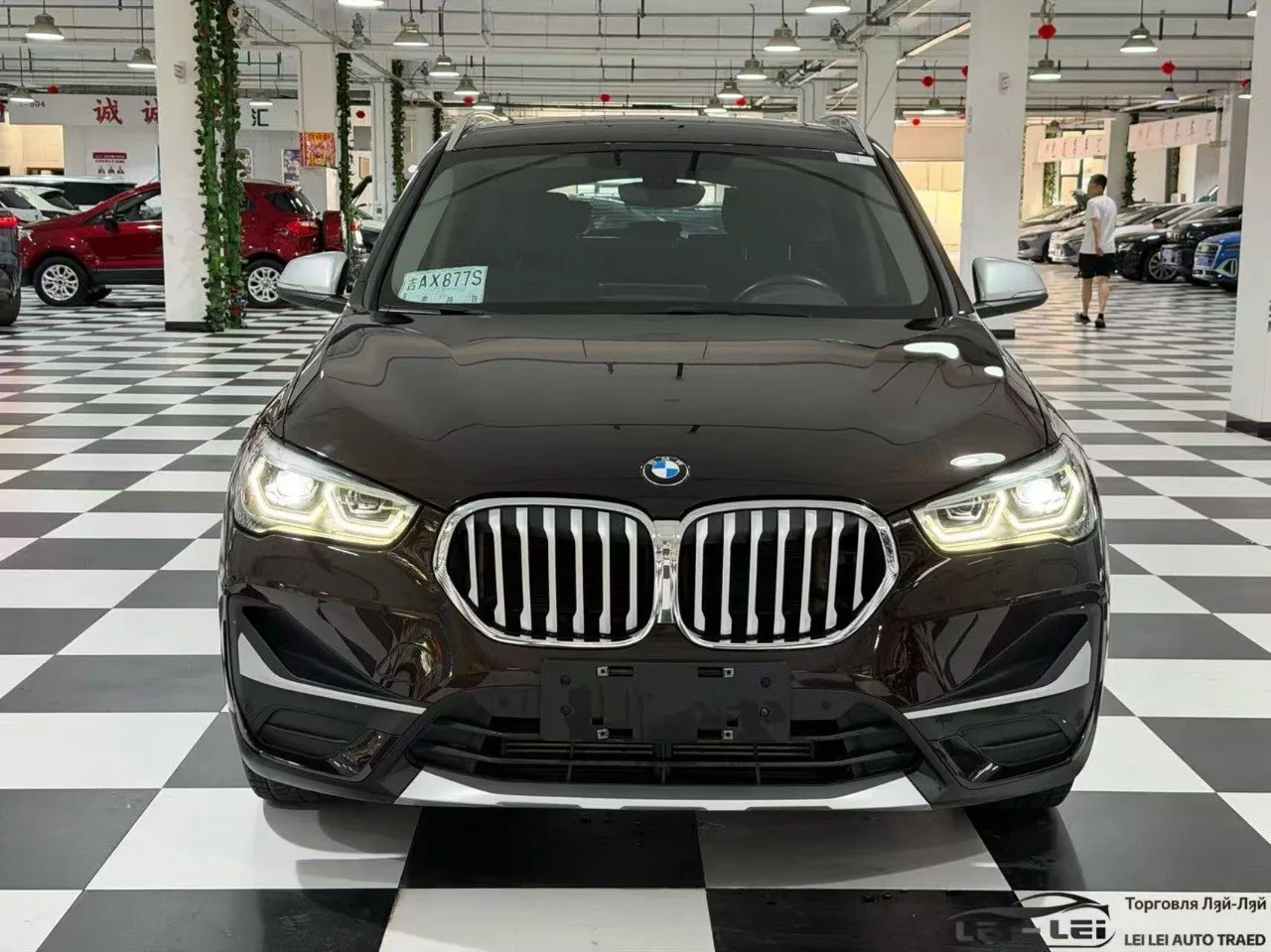 BMW X1 (F49 LCI) 2021 sDrive20Li 1.5T Fashion 
⚙️ Привод: 2WD 🛞☀️
🔧 Двигатель: 1.5L Turbo + 7DCT S