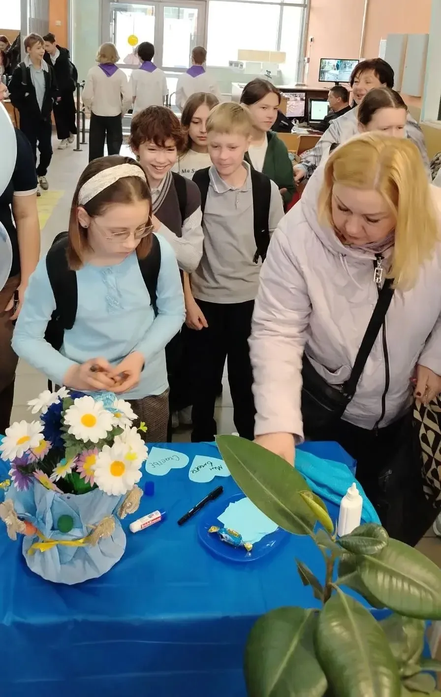 Синее сердце 💙 — атмосфера единства и добра   2 апреля в школьном отделении «ИмПульс»прошла общешкол
