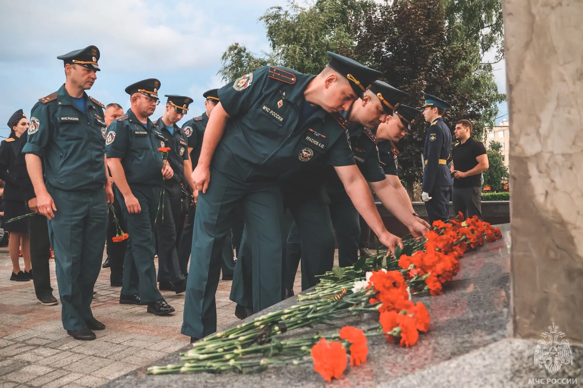 22 июня — День памяти и скорби 

🕊️22 июня – День памяти и скорби, одна из самых печальных и тревож