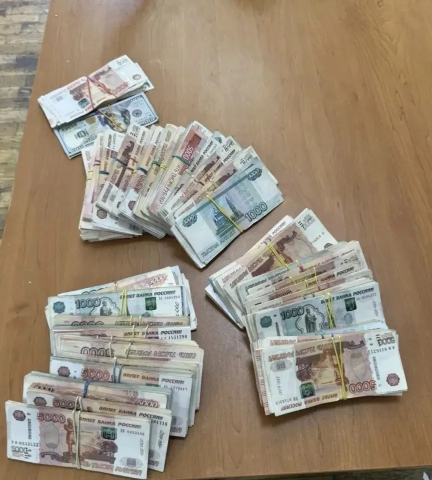 💸За контрабанду наличных россиянин заплатит 41,1 млн рублей штрафа