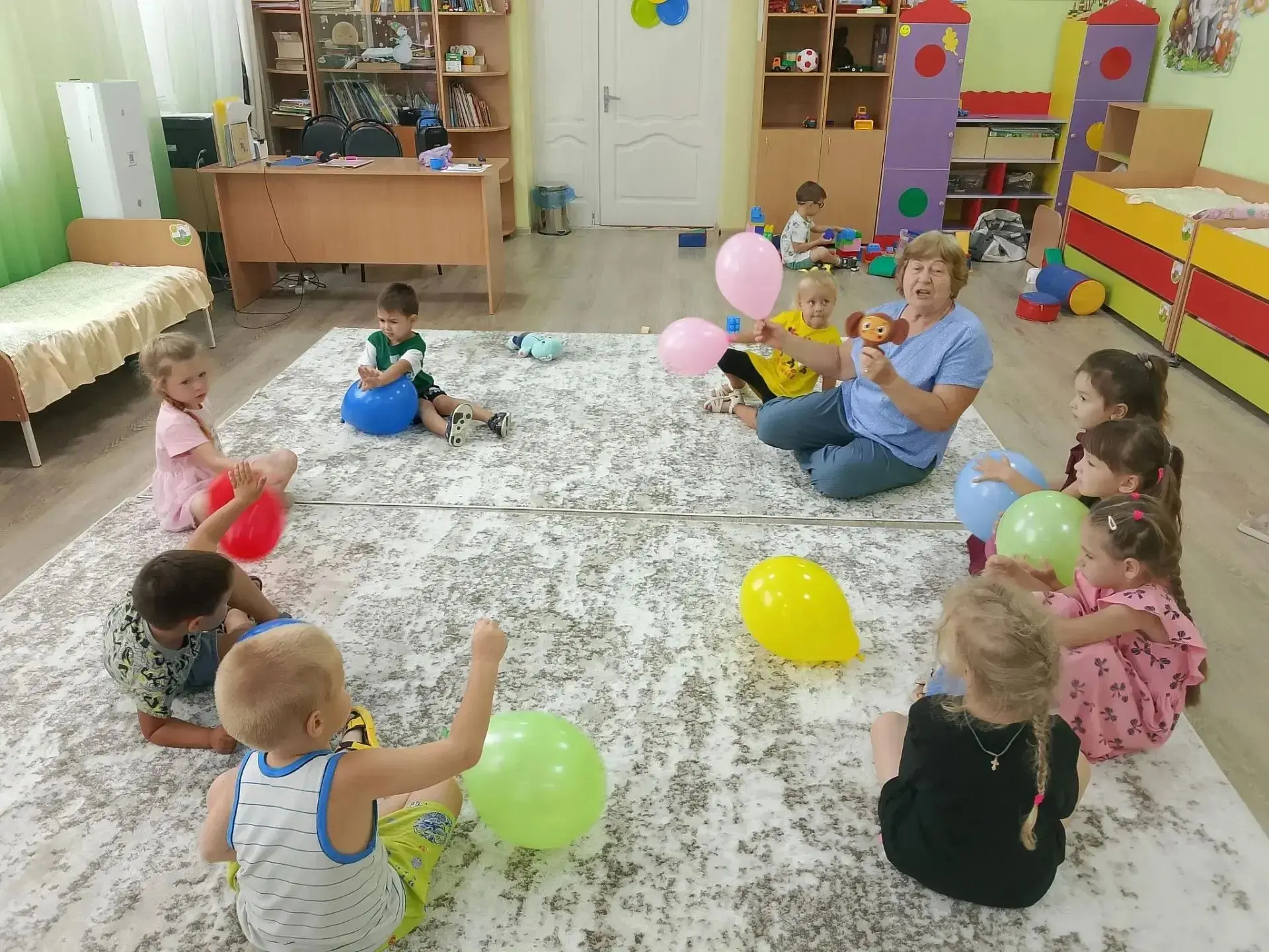 Сегодняшний день в нашем детском саду был особенным – детвора отмечала день рождения од...