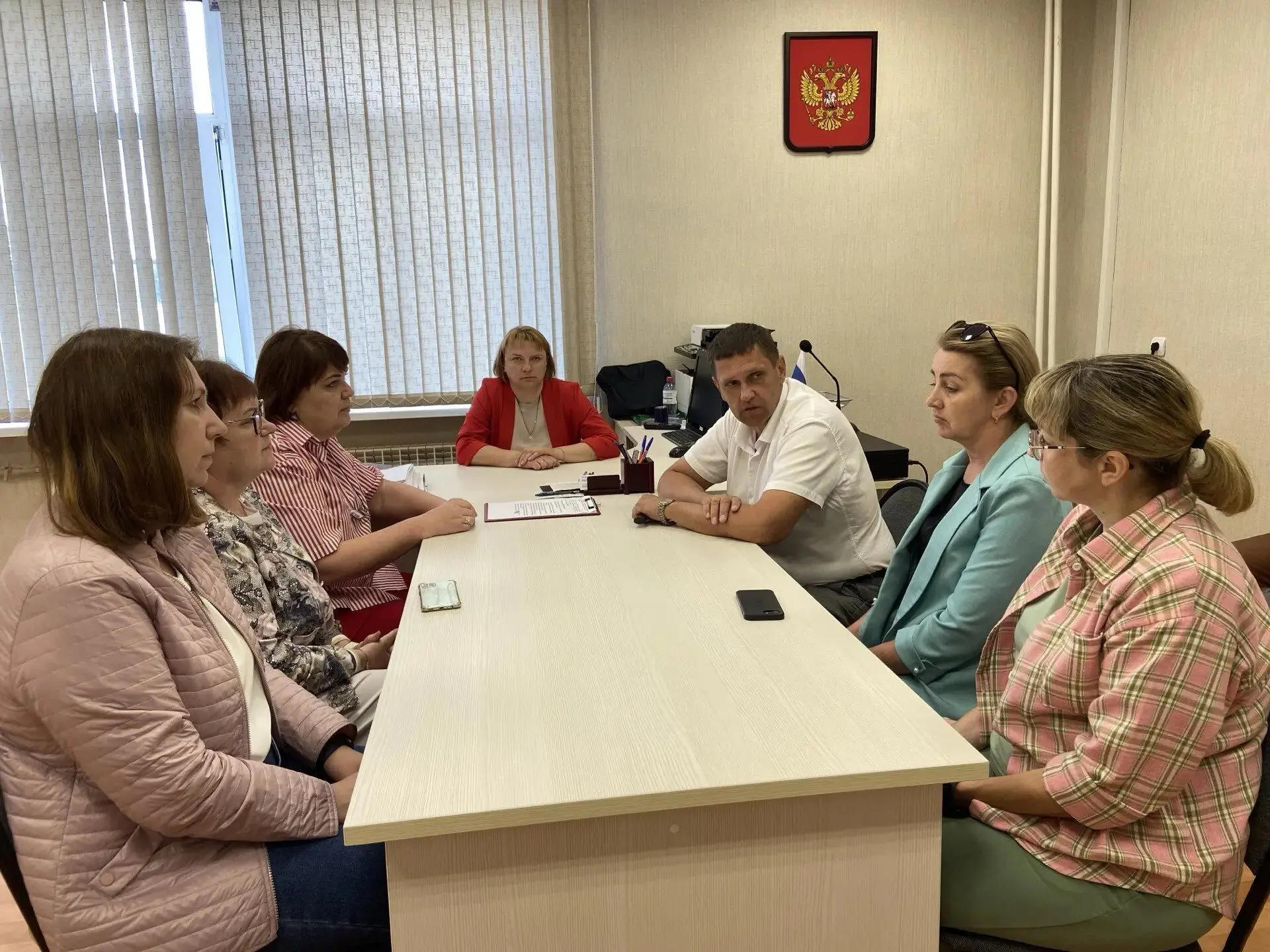 ✅Сегодня в нашей школе встречали главу местного самоуправления Вадского муниципального округа А.А. Т