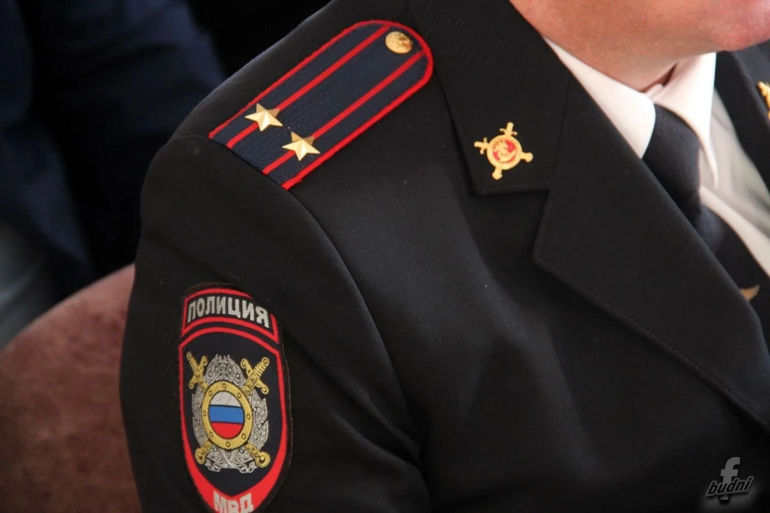 По информации Фатежского отдела полиции, 10 августа водитель автоцистерны перевозил бен...