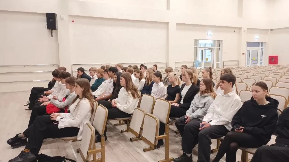 ✅В нашей школе состоялась профориентационная беседа с представителем Колледжа информационных и креат