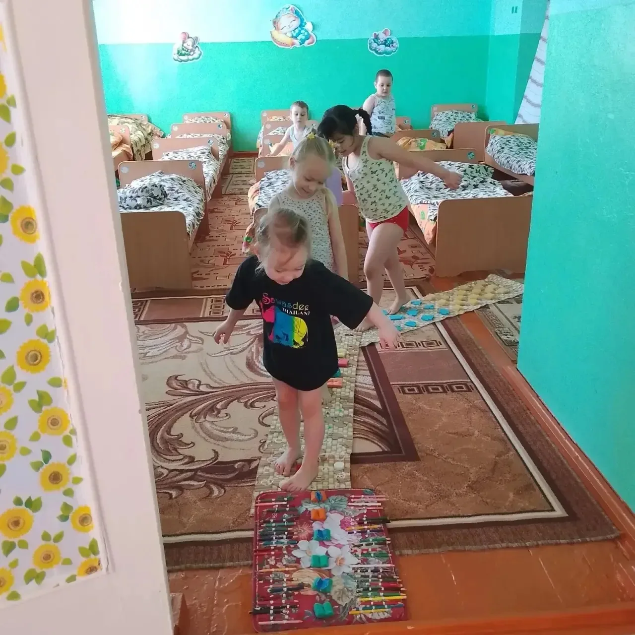 Дорожка здоровья!Закаливание - это активный процесс повышение устойчивости организма к ...