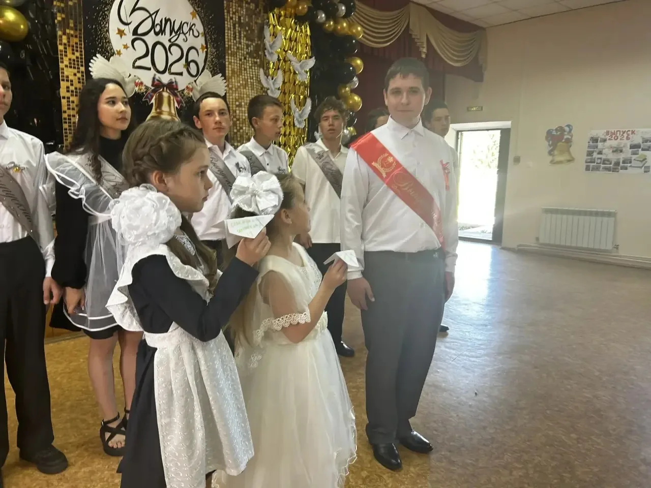 «Самолётики будущего»: трогательная встреча поколений!