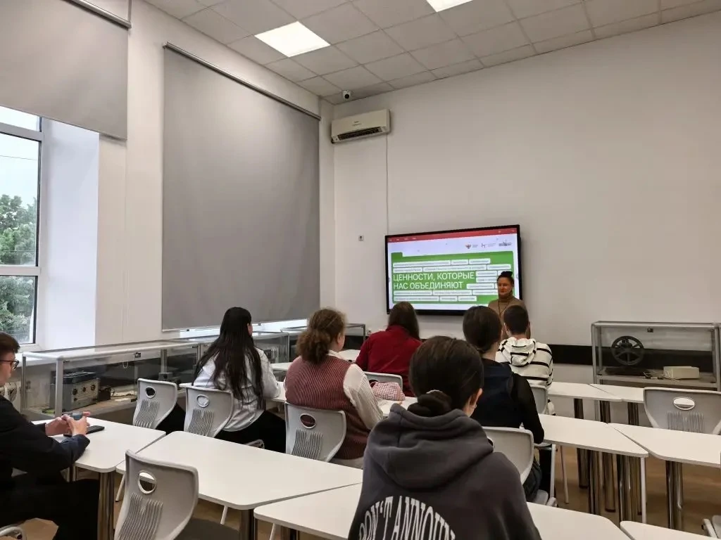 📌18 мая Назарова В.В.,