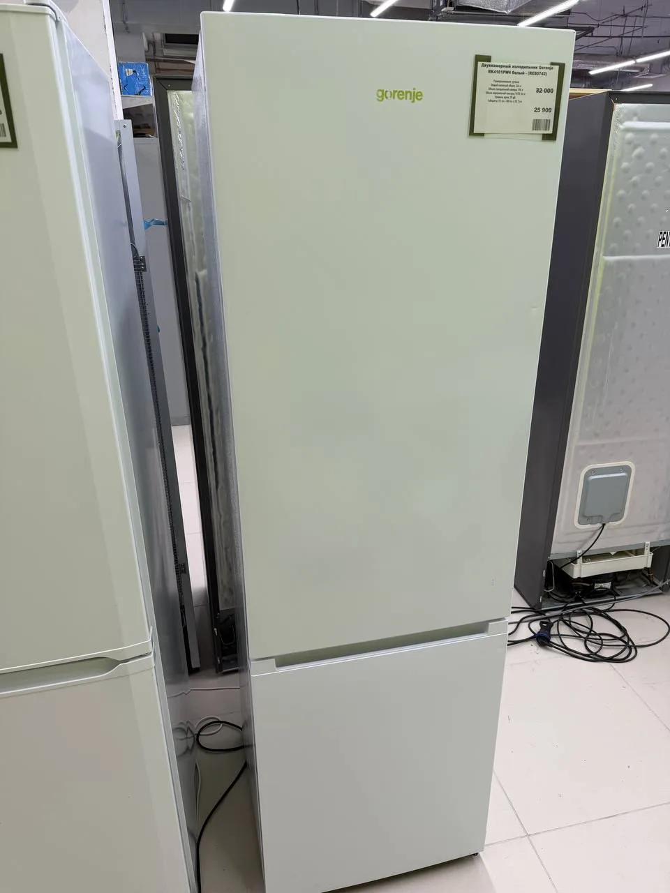 ❄️ Холодильник с морозильником Gorenje RK4181PW4