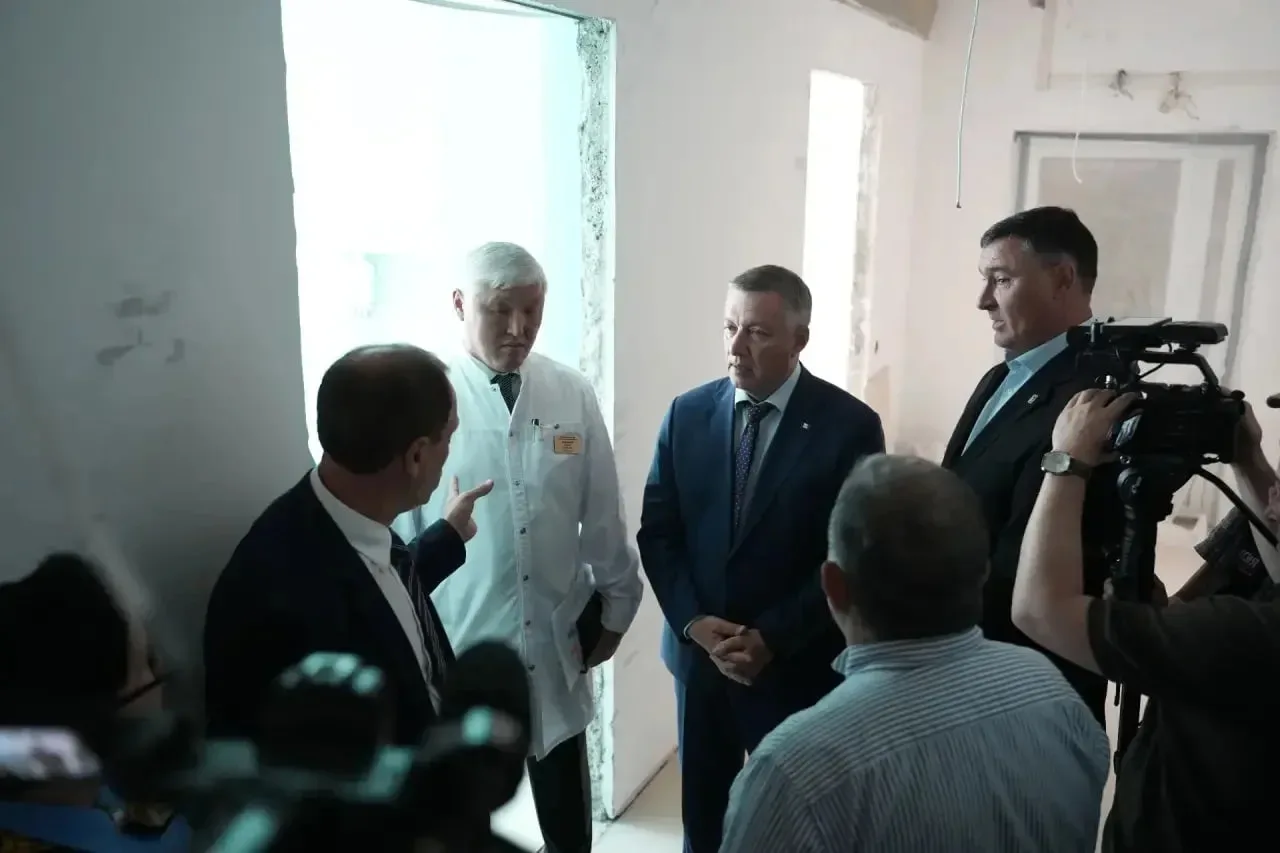 Коллектив Иркутского областного клинического госпиталя ветеранов войн отметил 30 лет со дня основани
