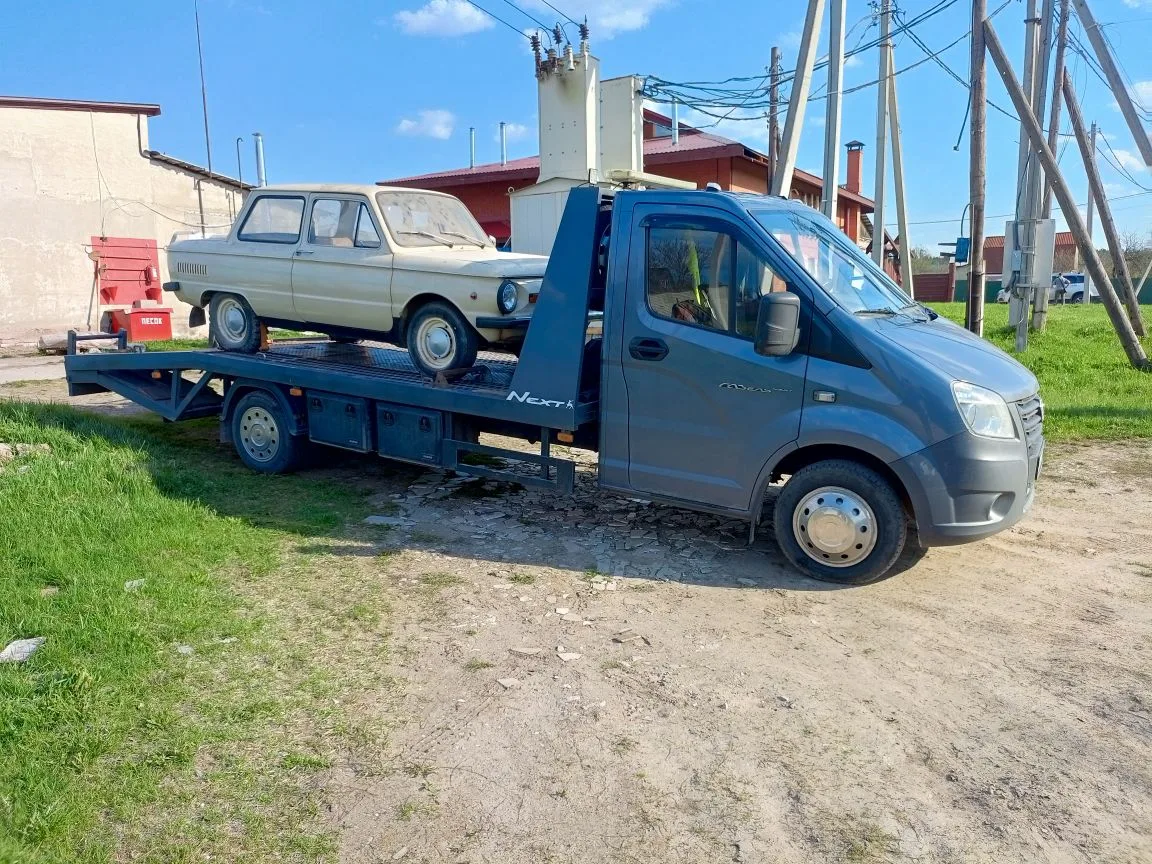 Перевозка раритетного автомобиля из Черной Грязи в Жуков