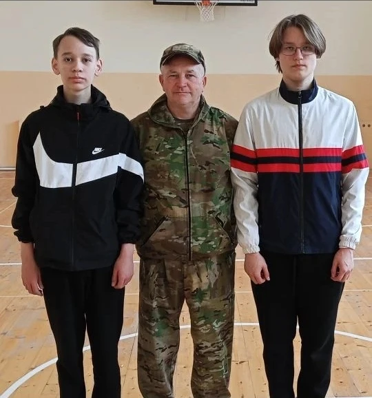 В школе прошли сборы, для обучающихся 8 класса, в рамках учебного предмета "Основы безо...