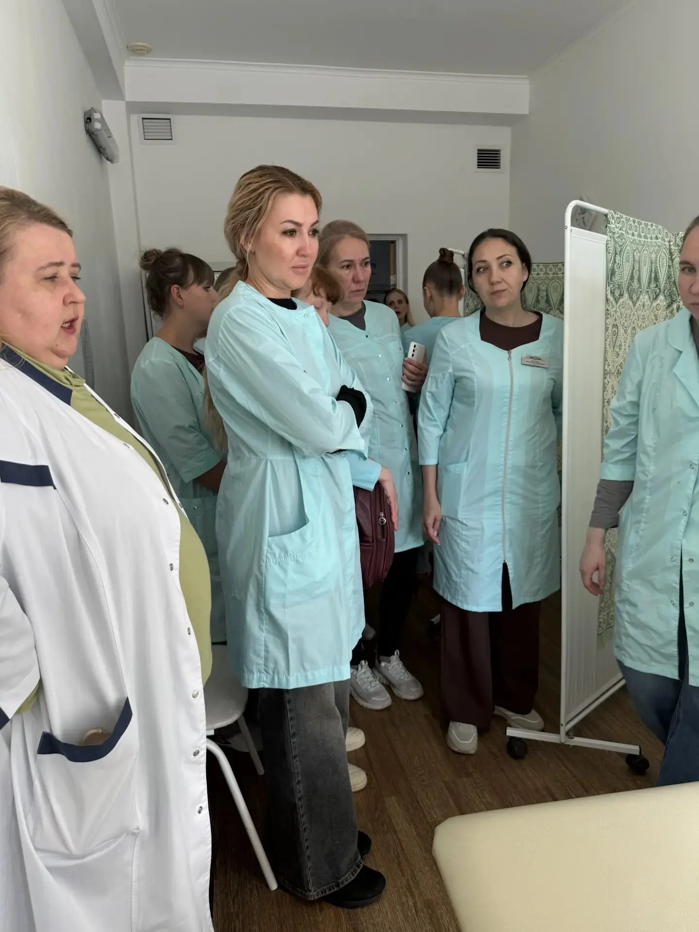 🏥 В рамках дисциплины «Общий уход за пациентом» студенты группы СДоз-2-24 вместе с преподавателем Аб