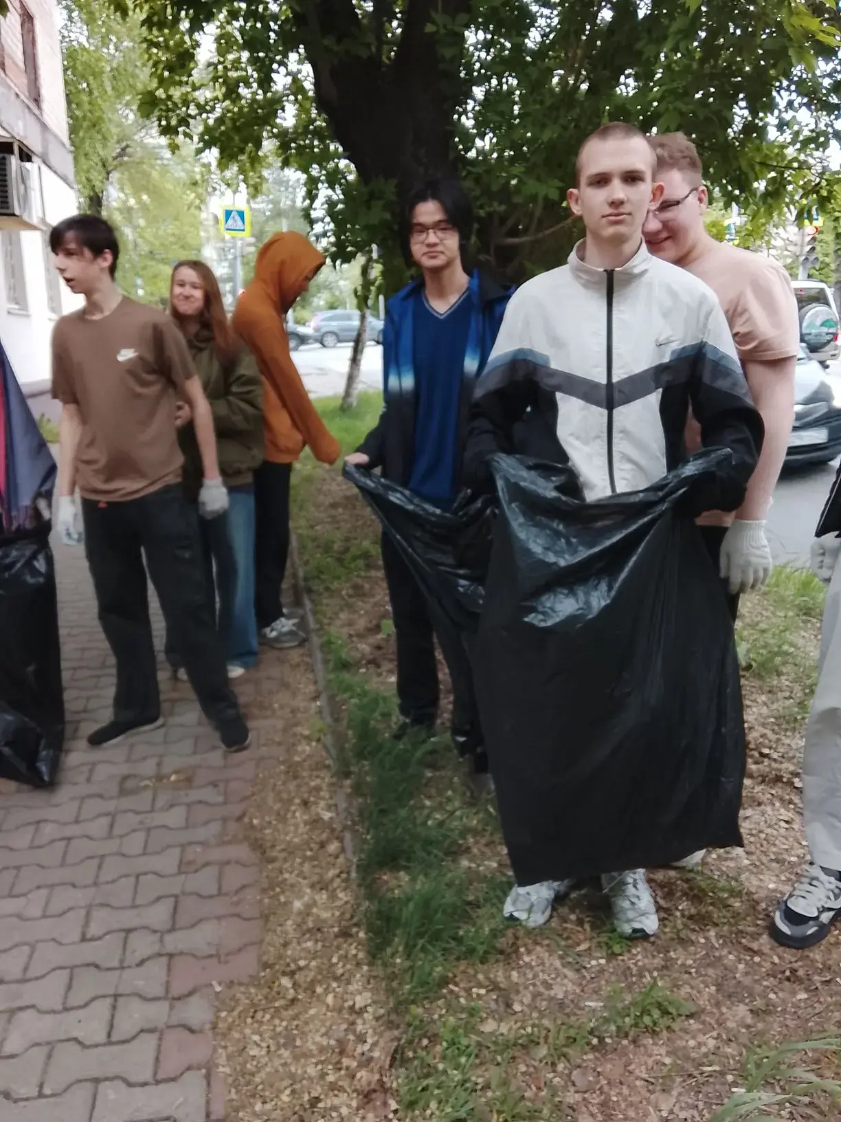 ✨🧹Санитарная пятница в ХИИК СибГУТИ: вместе делаем институт чище!