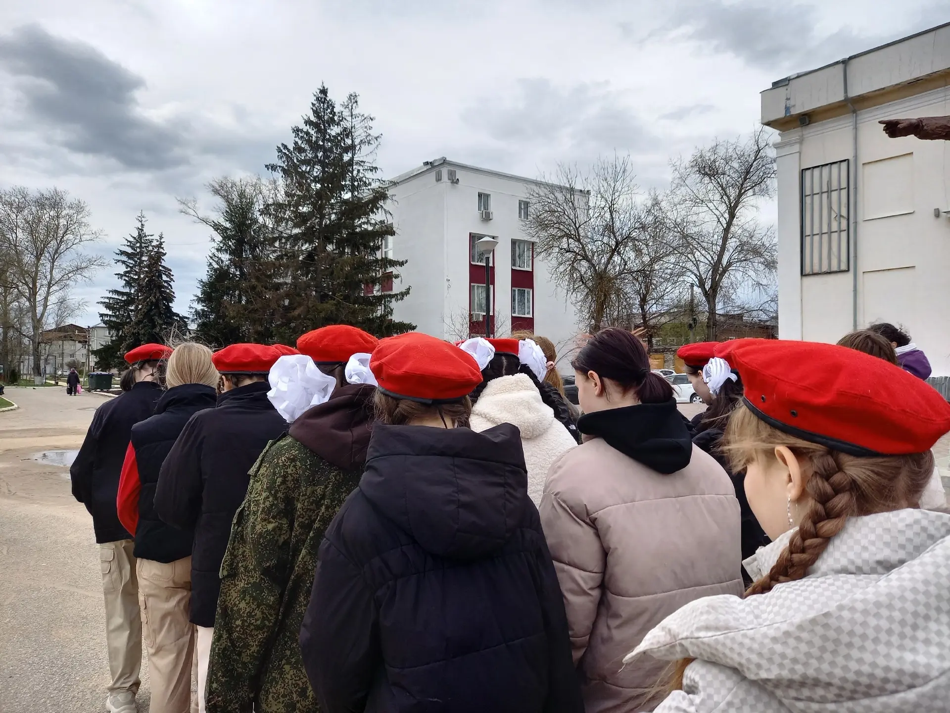 🇷🇺 ГОТОВИМСЯ К ГЛАВНОМУ ПРАЗДНИКУ🇷🇺  Вчера, 20 апреля, на Народной площади стартовали репетиции торж