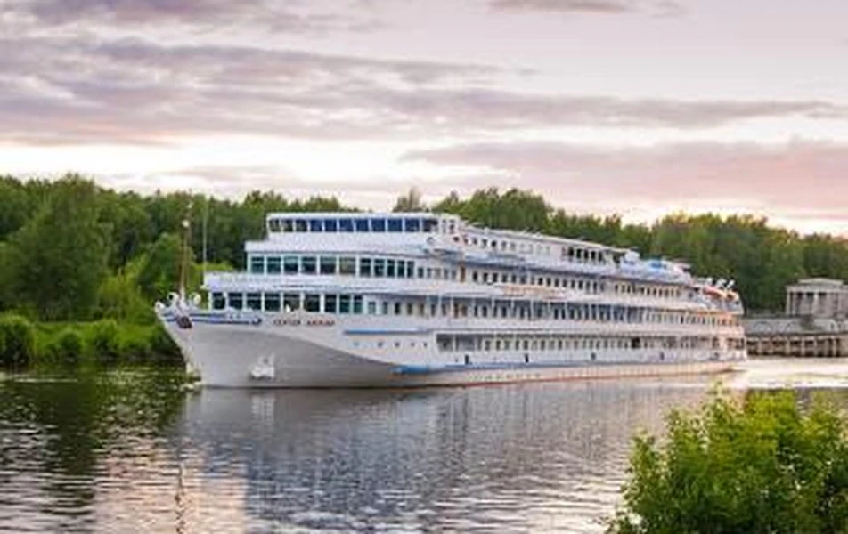 ✨ Уснуть в Москве — проснуться в новом городе. Очень просто!