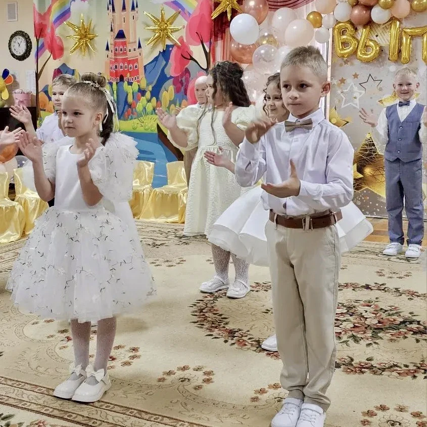 ✨Дорогие друзья!✨Мы продолжаем наши репортажи с выпускных  рассказом о празднике, котор...