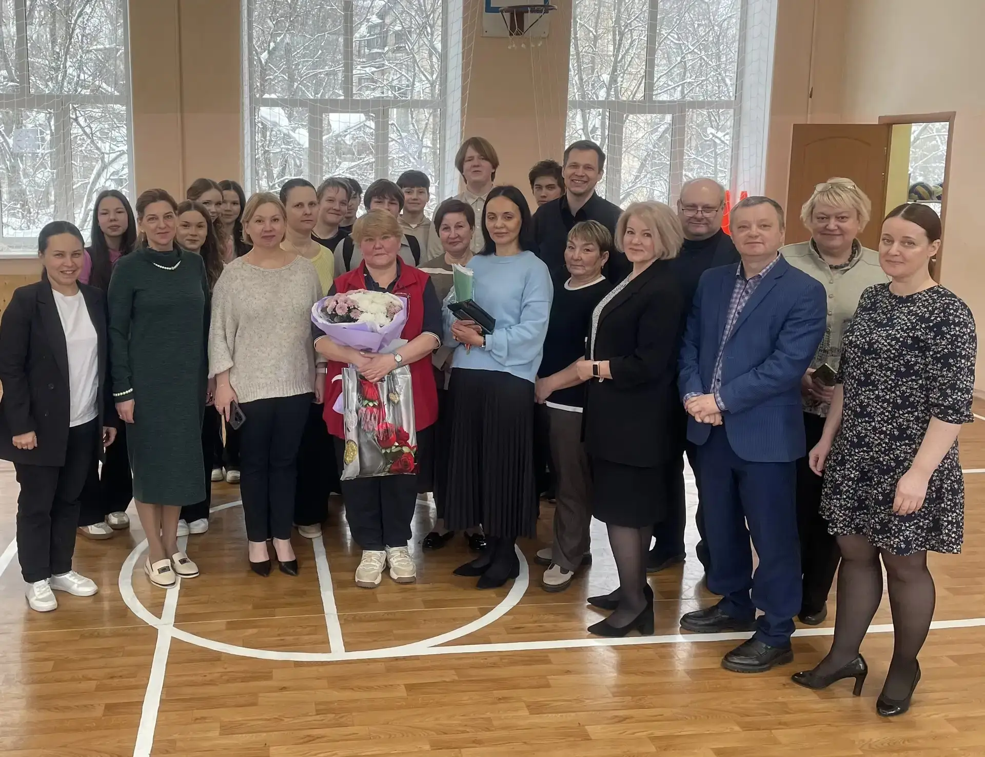 В нашей школе важный день!) 🎉 Поздравляем с юбилеем Полякову Галину Аркадьевну!🧡 Этот день — особенн