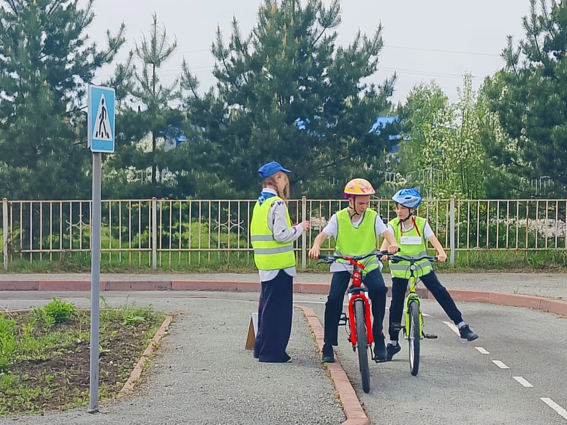 🚴‍♂️✨ Муниципальный этап Всероссийского конкурса «Безопасное колесо»: знания, навыки и...