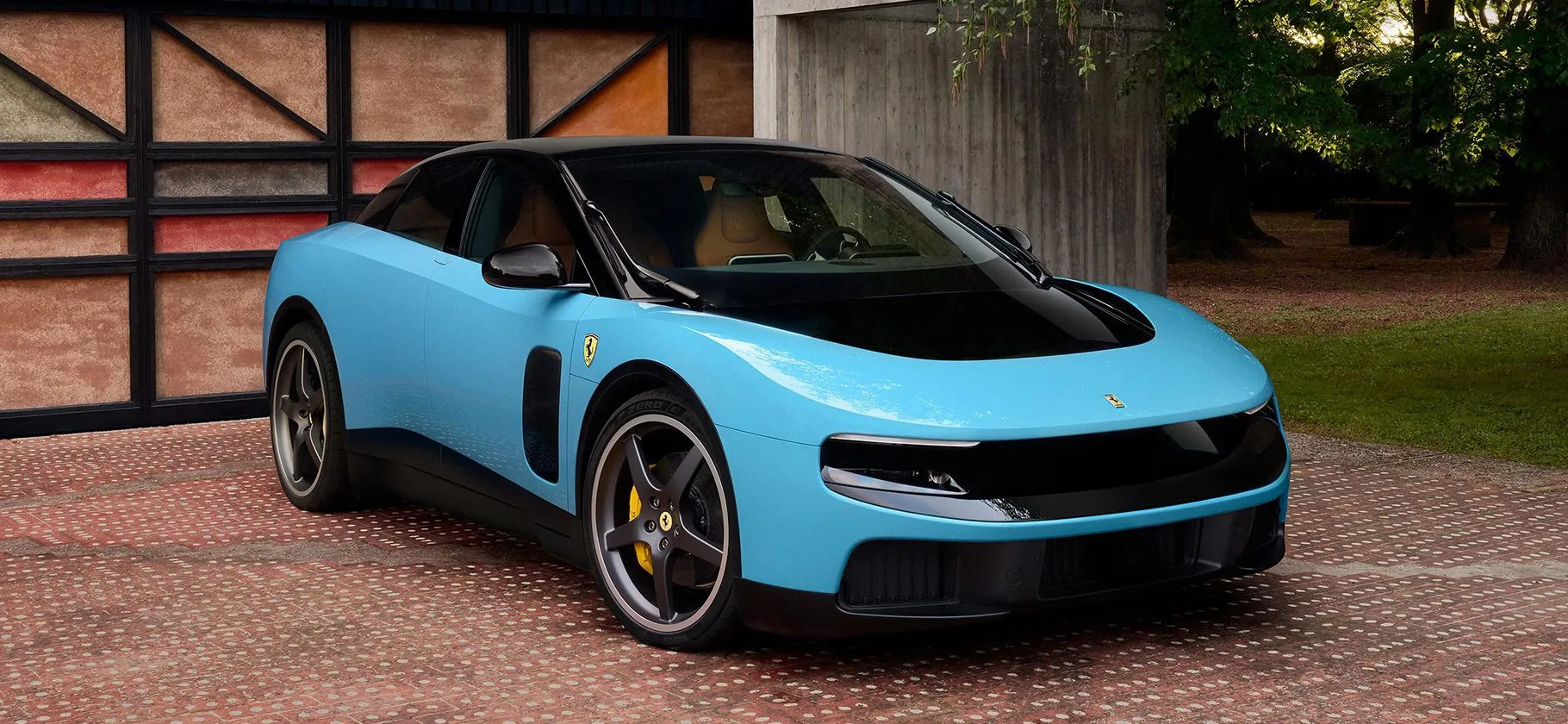 Бывший глава Ferrari Лука ди Монтедземоло раскритиковал новый Ferrari Luce и заявил, чт...