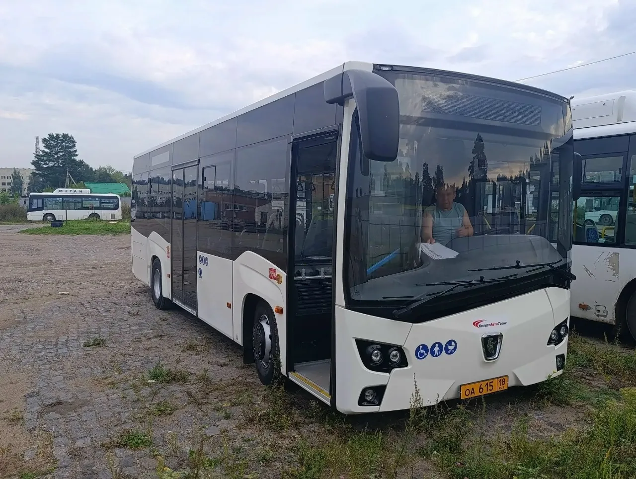 🚌В Воткинске новый комфортабельный автобус вышел на маршрут № 15