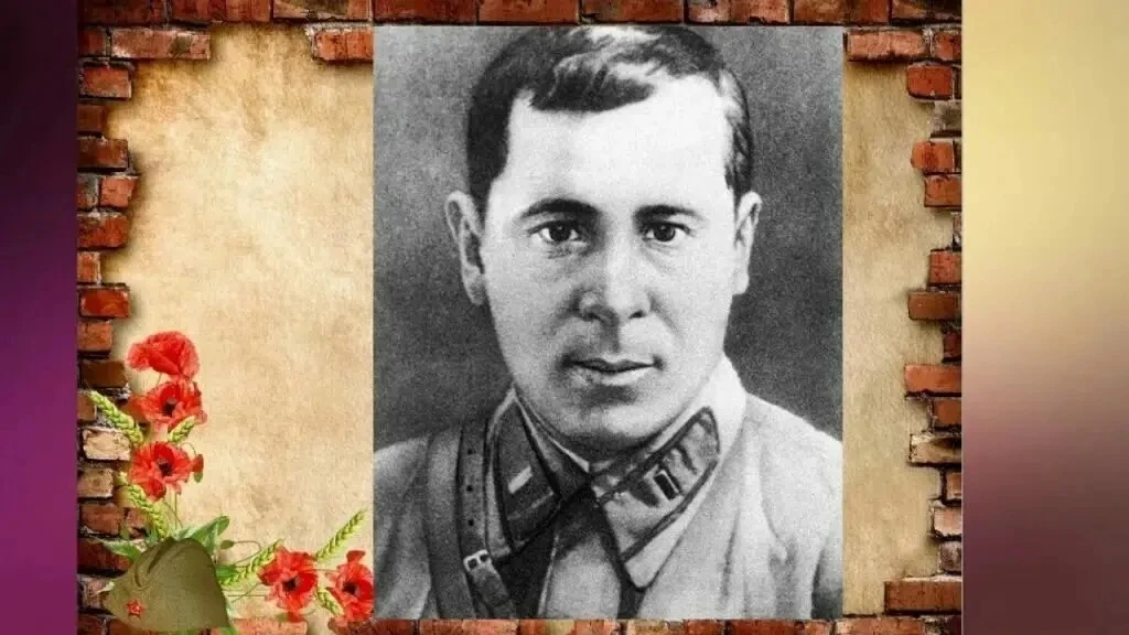 15 февраля — день рождения советского татарского поэта и журналиста Мусы Мустафовича Джалиля (полное