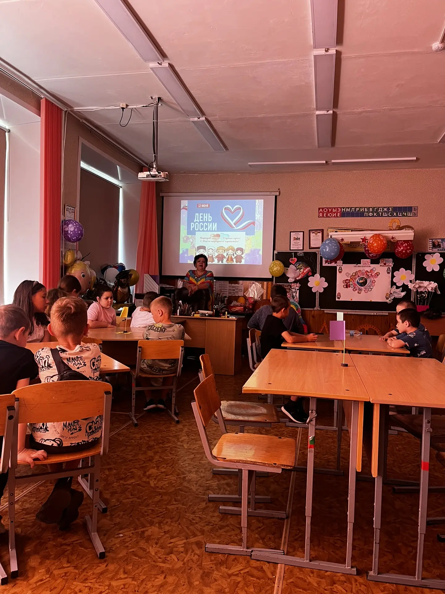 🎉 Мероприятие «Дружба народов» в школьном лагере 🎉