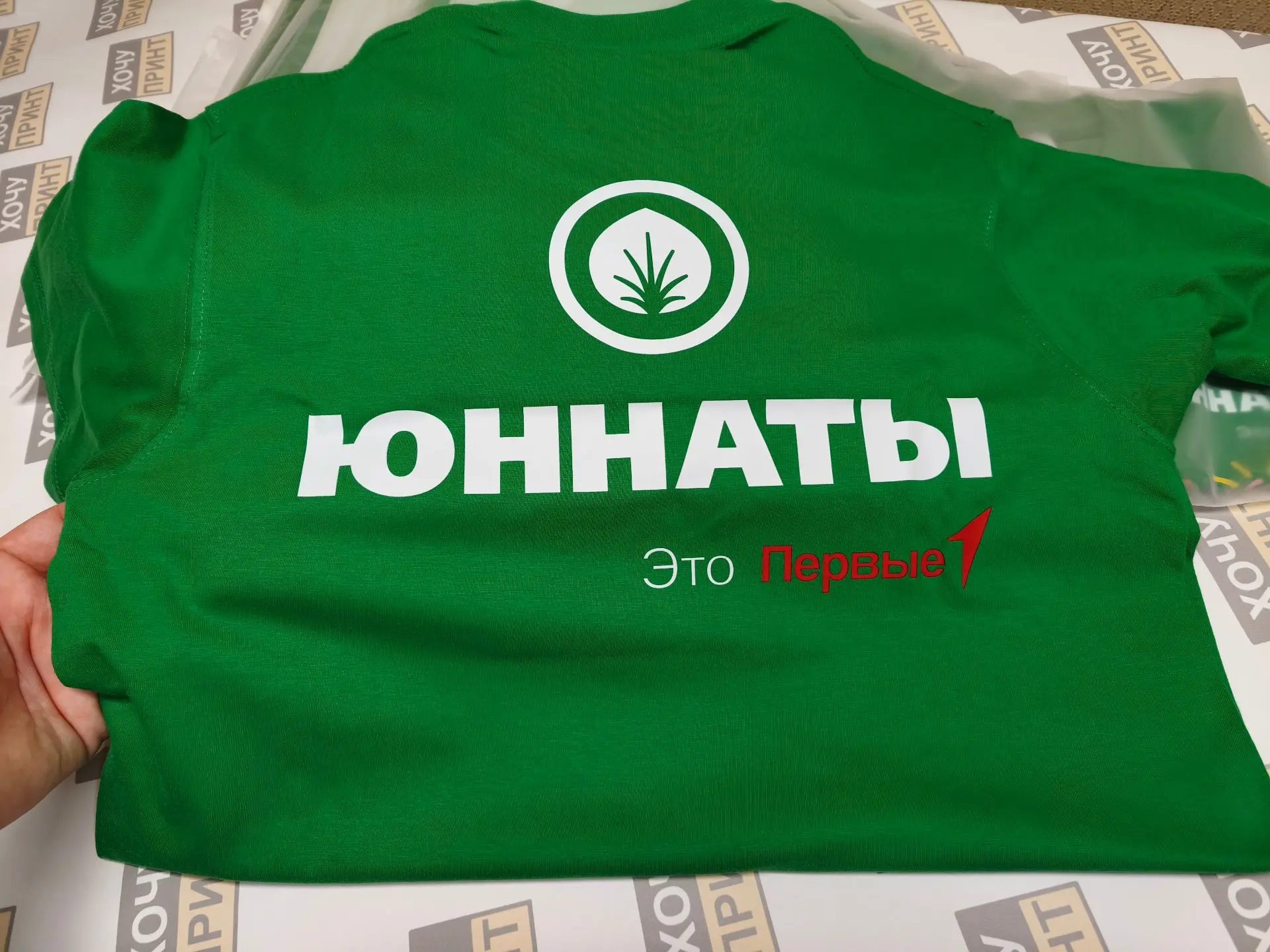 🌿 Не каждый день печатаешь мерч для проектов, которые делают действительно полезные вещи.